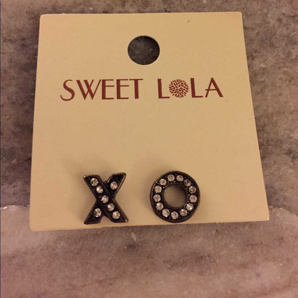 Sweet Lola Earrings